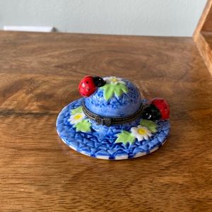 Darice Mini porcelain hinge box